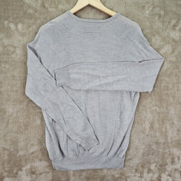 Club Monaco 100% Merino Wool Sweater Argyle Pattern Mens Size L Gray Long Sleeve - Picture 2 of 10